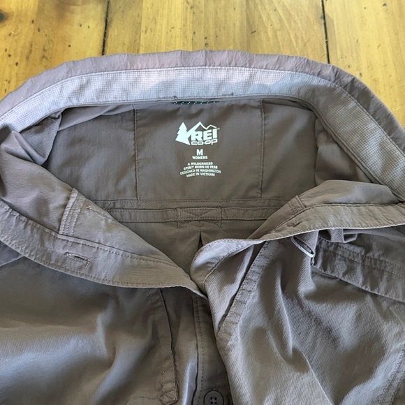 REI Co-op Sahara shirt size M - Picture 13 of 17